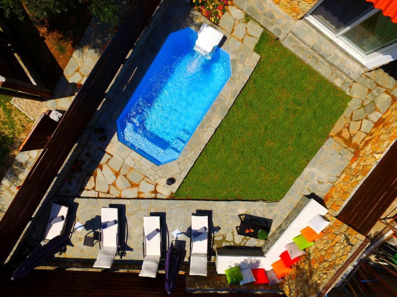 Salonikiou Beach Apartments & Villas Agios Nikolaos  Exterior foto