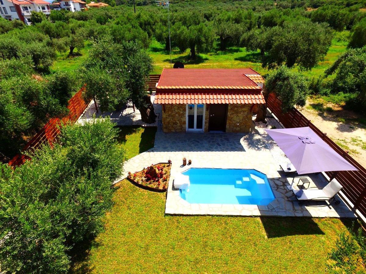 Salonikiou Beach Apartments & Villas Agios Nikolaos  Exterior foto