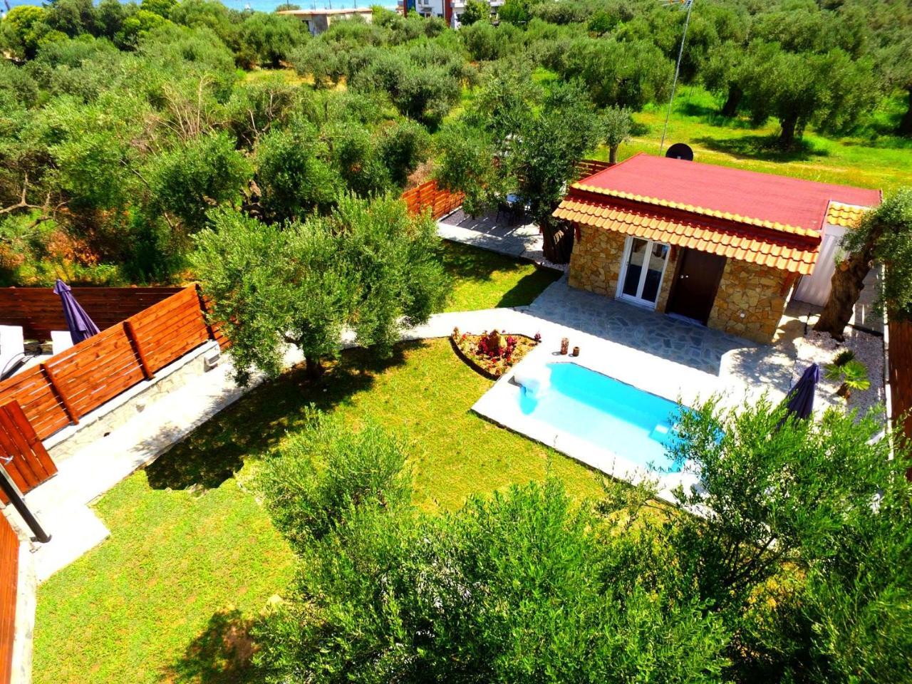 Salonikiou Beach Apartments & Villas Agios Nikolaos  Exterior foto